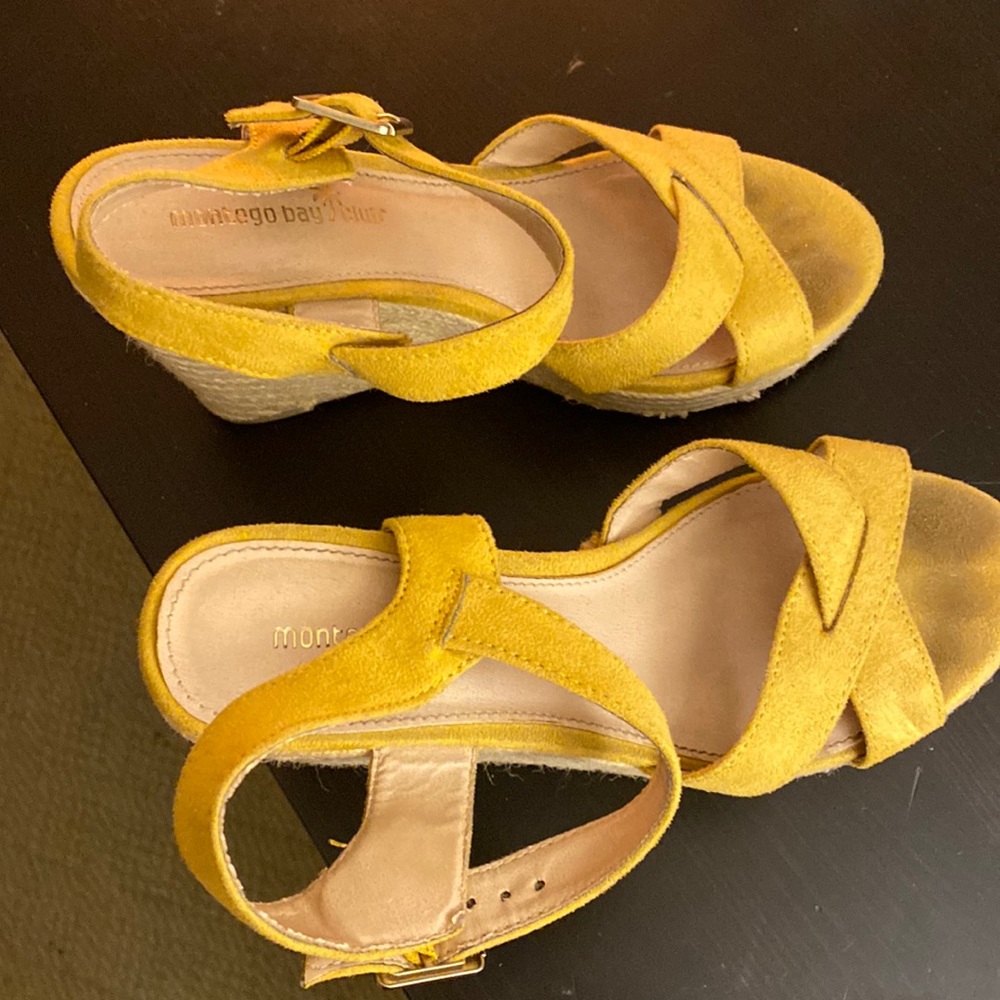 Yellow wedge heals!